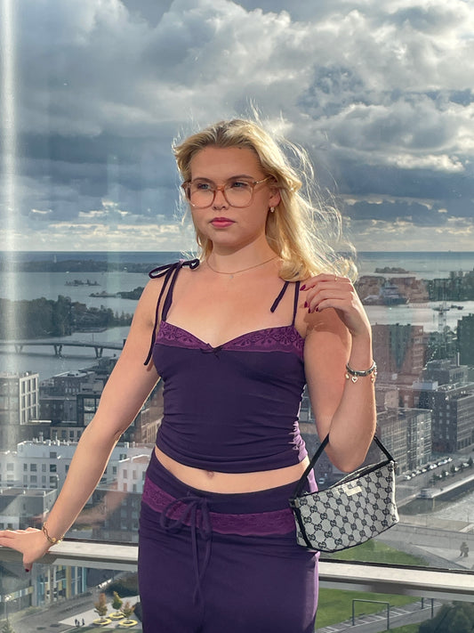 Lace Top Plum
